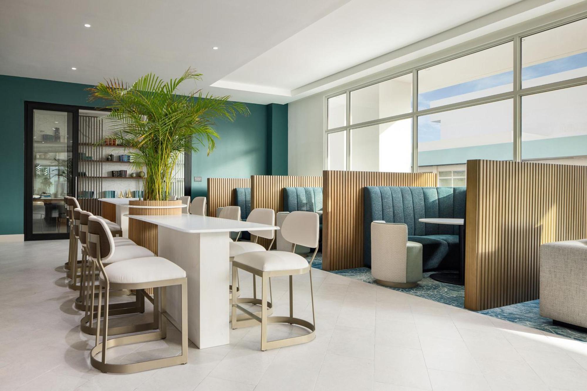Hotel Courtyard By Marriott Curacao Willemstad Esterno foto