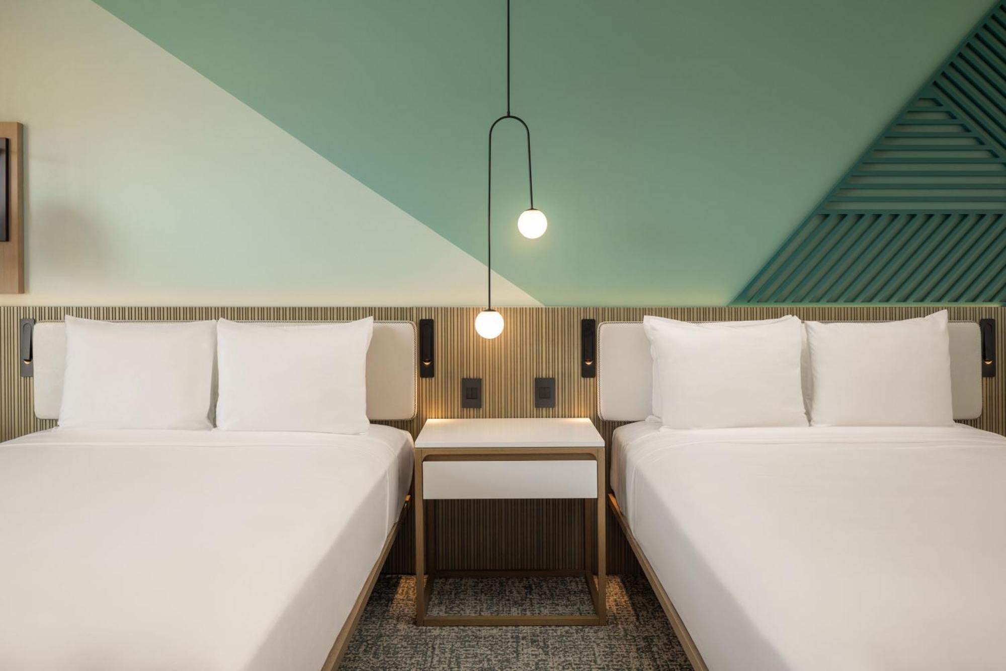 Hotel Courtyard By Marriott Curacao Willemstad Esterno foto