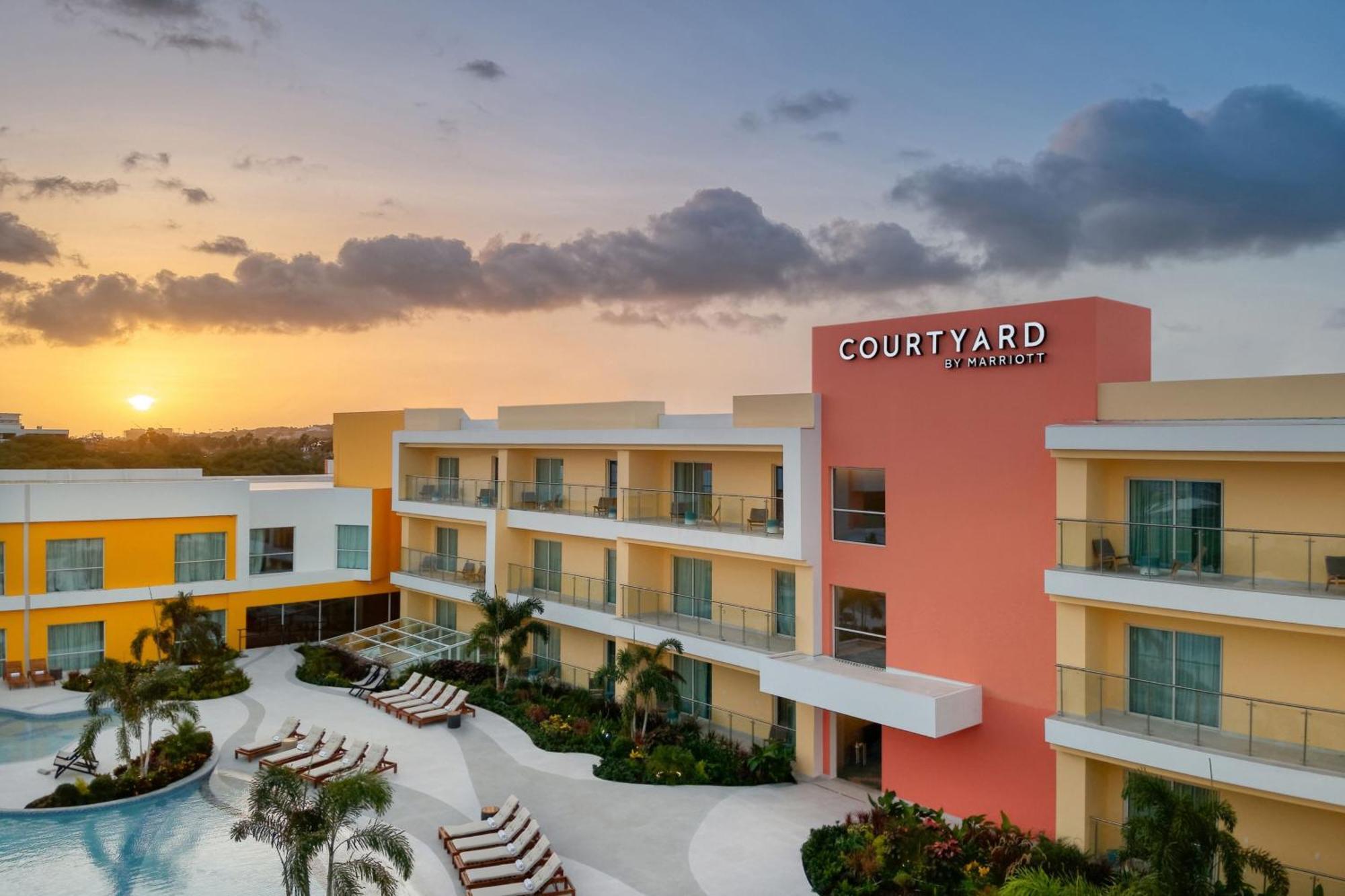 Hotel Courtyard By Marriott Curacao Willemstad Esterno foto